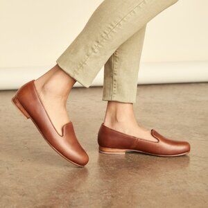 Nisolo Smoking Shoe Loafer in Almond